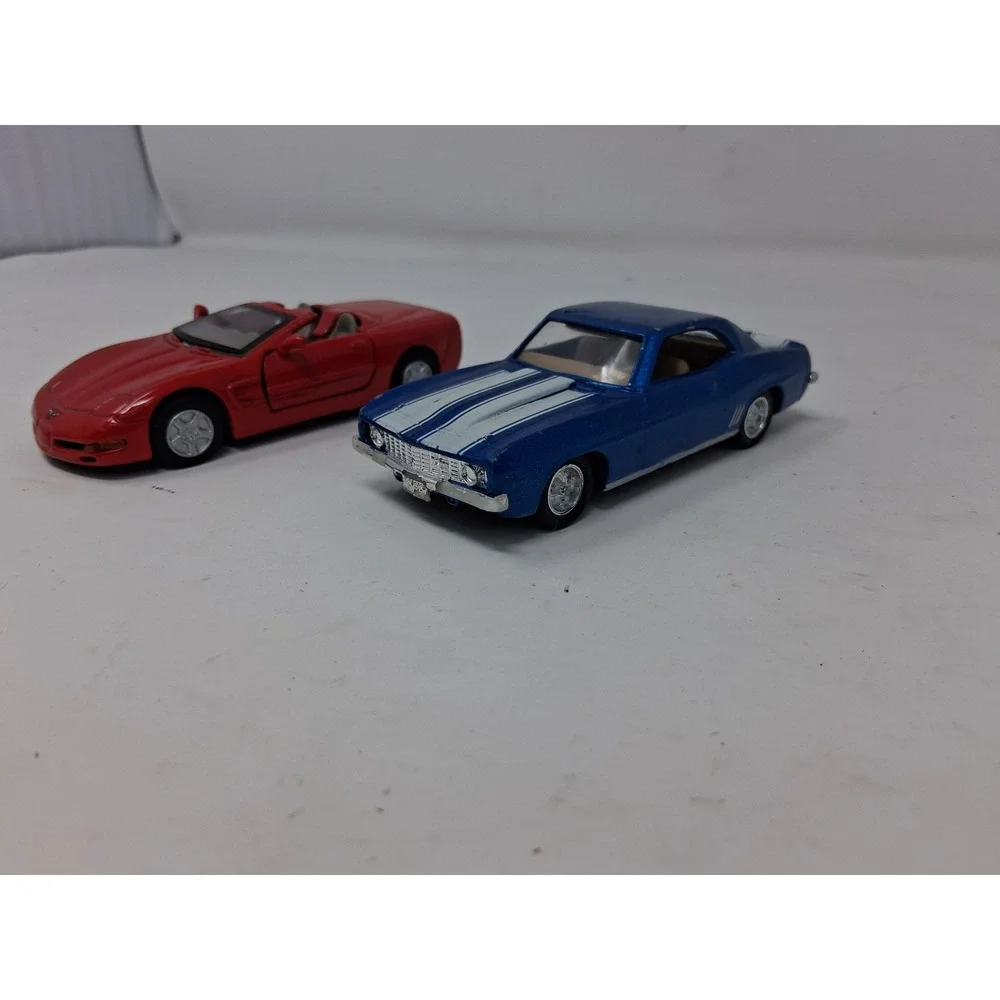 Ertl 1969 Camaro Z28 Blue & 1998 Corvette Red 1:43 Diecast Model Car Lot. W
